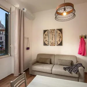 Fornaci Vatican Flat , Roma Italia